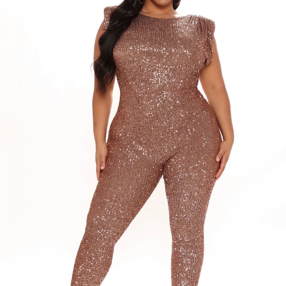 NEW Fashion Nova Large Gold Sparkle & Snatched Shoulder Pad Jumper Jumpsuit - Picture 6 of 16